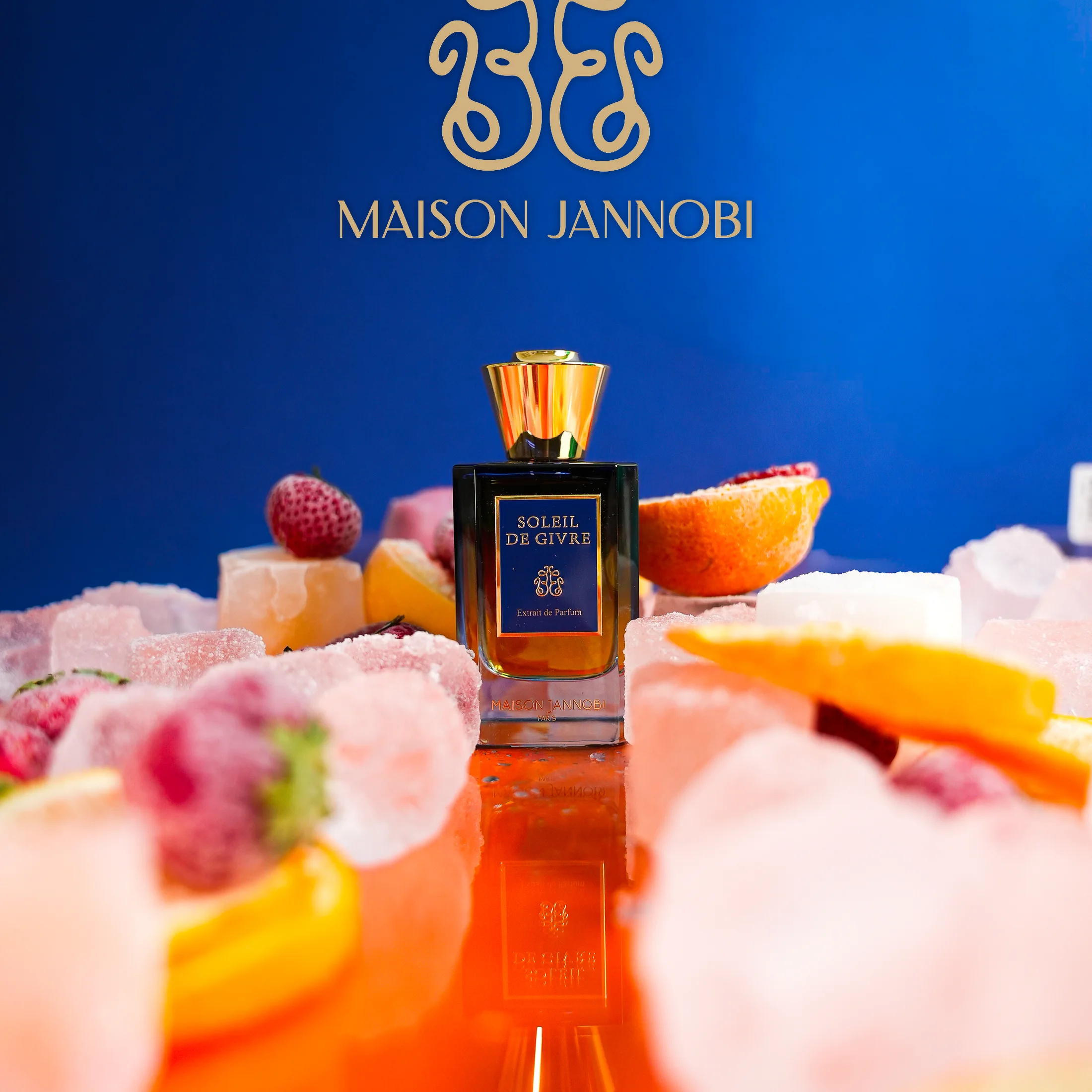 Soleil de Givre, Maison Jannobi - flacon devant le logo de la maison